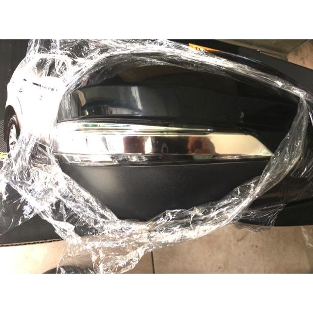 Spion Avanza Veloz 2012 Electric Hitam + Lampu