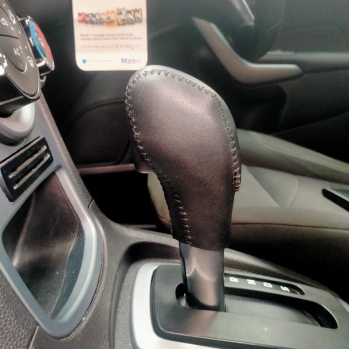 Sarung Cover Tuas Perseneleng Gear Knob Ford Ecosport Fiesta