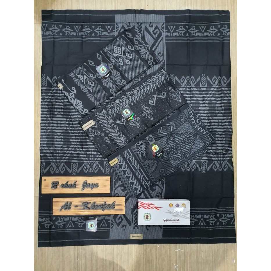 Sarung SARUNG GAJAH DUDUK ASIA KEMBANG BLACK SERIES - GD ASIA KEMBANG terlaris