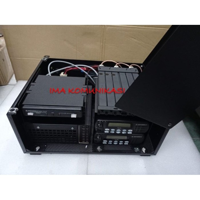 REPEATER MOTOROLA CDR 500 BEKAS PAKAI KONDISI SIAP PANCAR