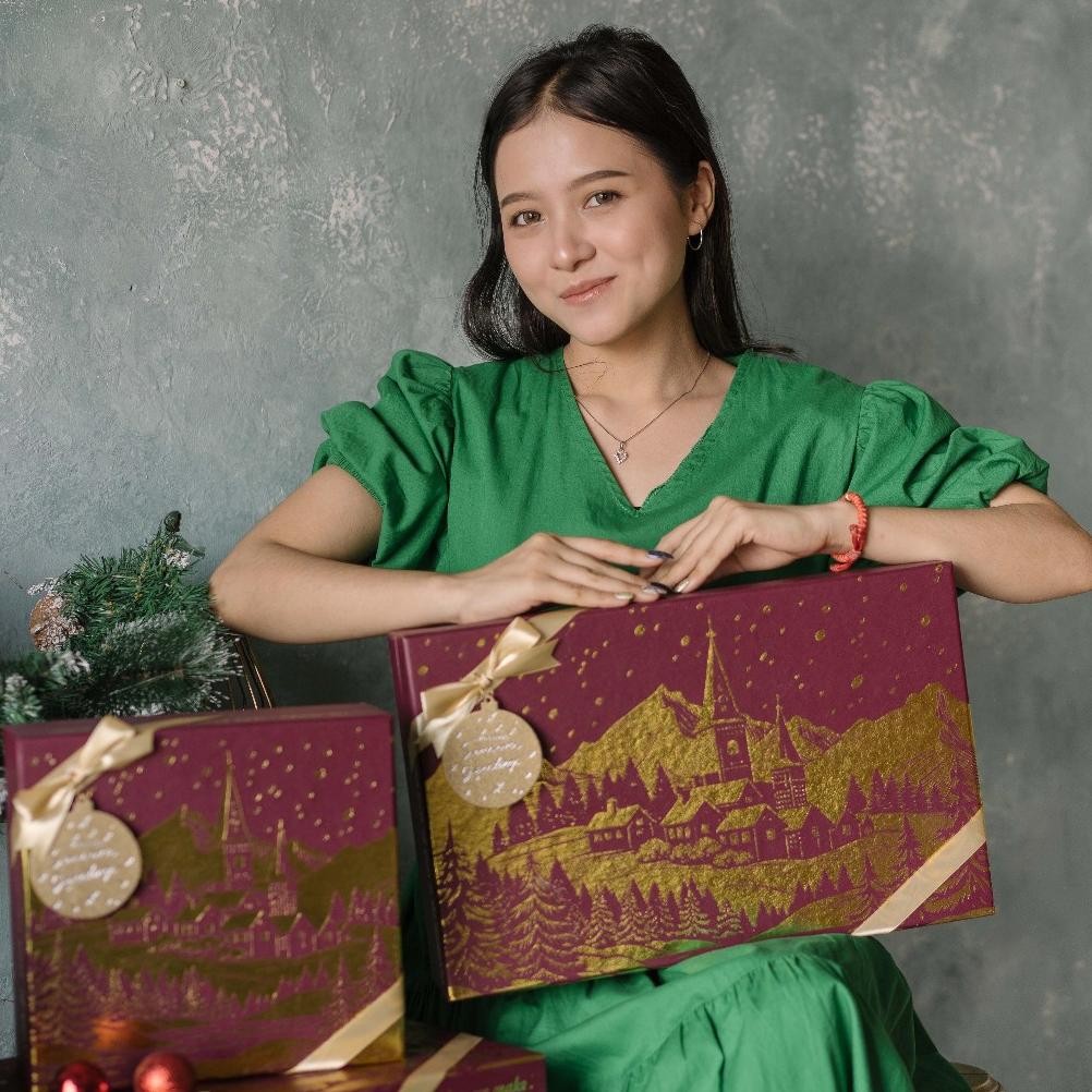 

shu hampers box natal tahun baru / christmas hampers / new year gift / parcel / hadiah / souvenir / kado