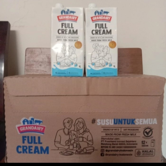 

susu UHT grandairy full cream 1 karton isi 12 liter