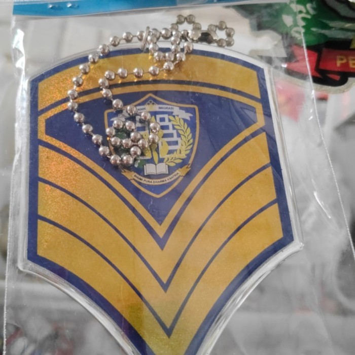 CHEVRON POLTEKIM ( GANTUNGAN SPION TENGAH)