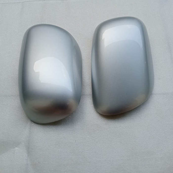 COVER SPION AVANZA XENIA LAMA 2004-2010 ORIGINAL