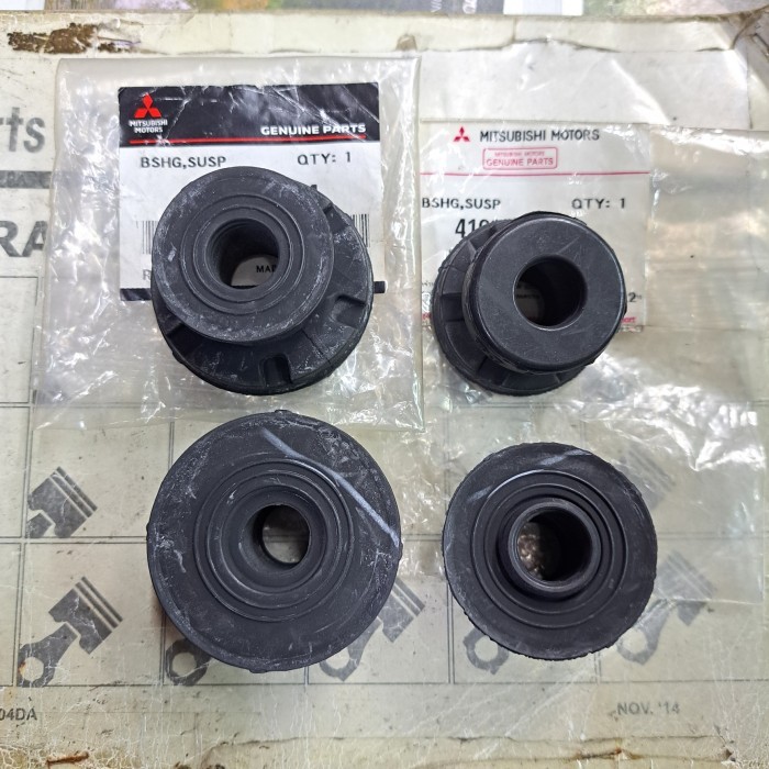 Karet Shock Belakang Asli Mitsubishi Mirage