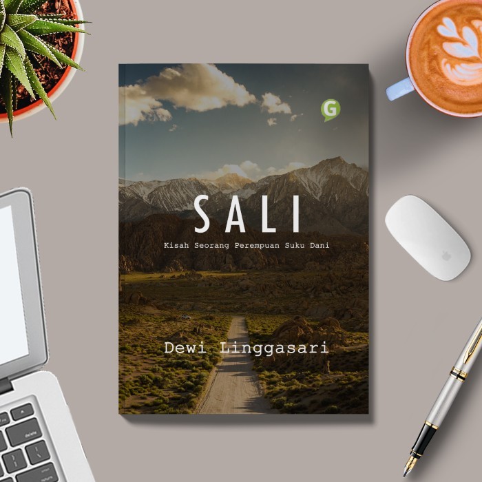 

Buku Novel S A L I : Kisah Seorang Perempuan Suku Dani Guepedia