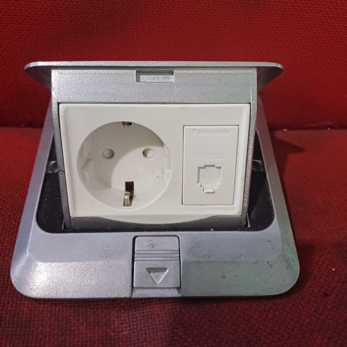 TERBARU Stop Kontak Lantai Panasonik ( BEKAS ) PROMO