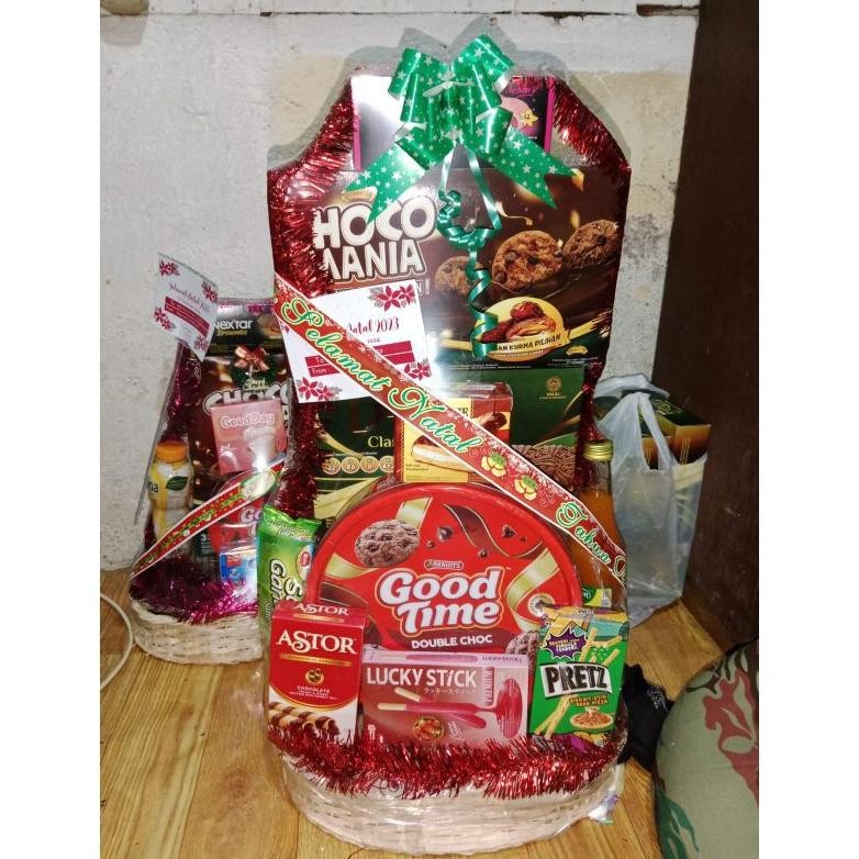 

CR - Parsel Snack / Hamper Natal / Hamper Imlek Terbaru TERLARIS