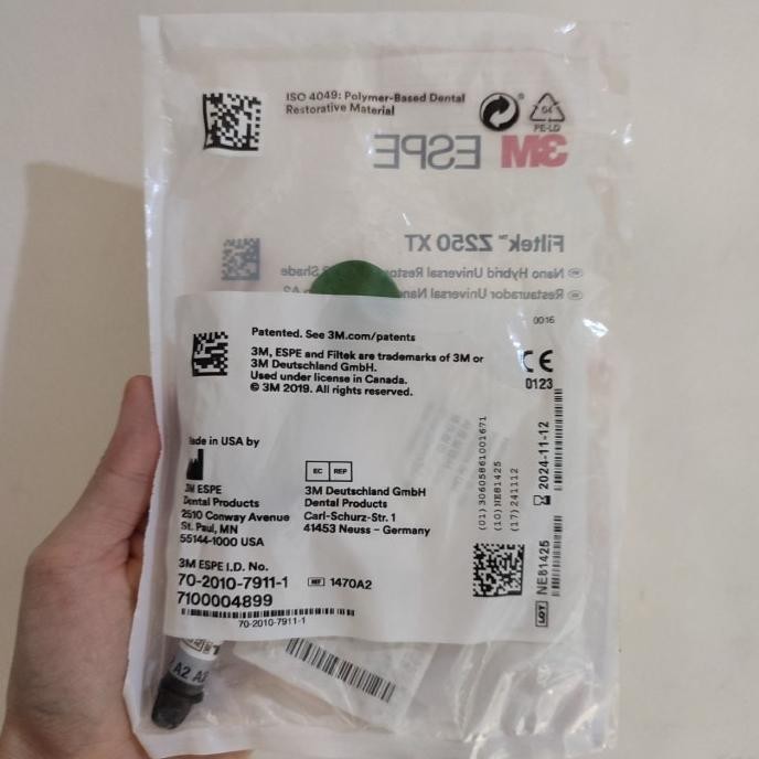 Resin Komposit 3M FILTEK Z250 XT 3M ESPE / BAHAN TAMBALAN GIGI