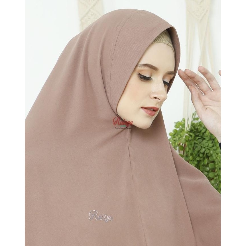 Jilbab jumbo syari / Hijab syari / Khimar syari / Premium hijab ceruty P67M