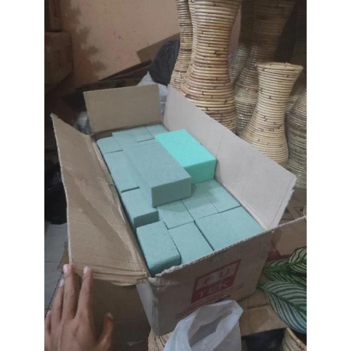Floral Foam / Oasis / Busa Gabus Kering /Media Tanam Bunga Plastik
