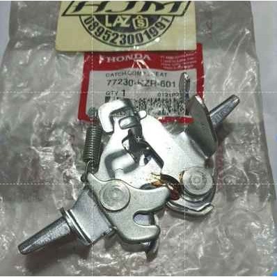 Sari Engsel Jok Honda Vario 125 Fi Vario 125 Techno 77230 Kzr 601 Ori Ahm Promo