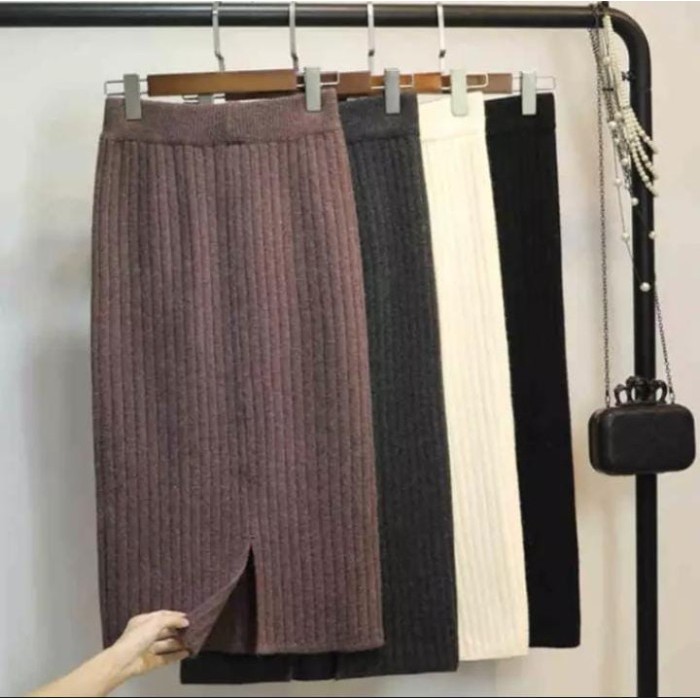 ROK SPAN RAJUT - ROK PREMIUM RAJUT - SPAN ROK - ROK WANITA RAJUT JUMBO - Hitam, M TERLARIS