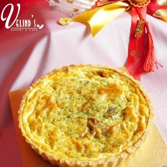 

Lorraine Quiche/ Smoked Beef Pie/ Pie Asin/Gurih/Velind's Bakery