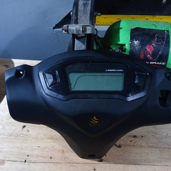 spedometer digital custom skywave 125