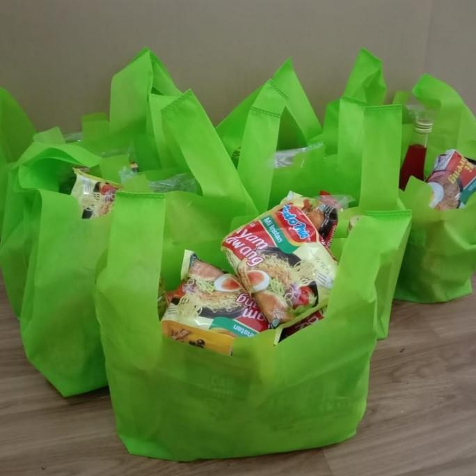 

TERPERCAYA PAKET PARCEL SEMBAKO KODE 75