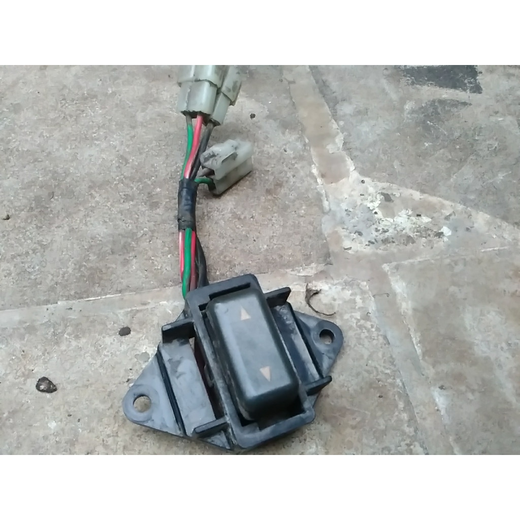 saklar power window mazda 626 1986 pintu belakang