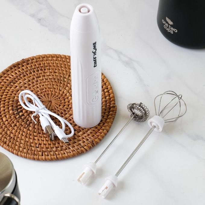 

TERSEDIA MILK FROTHER ELECTRIC USB CHARGING RECHARGEABLE MIXER MINI EGG BEATER PEMBUIH SUSU MIXER USB PENGOCOK TELUR MIXER KUE MINI BLEND COFFEE MIXER COFFEE LATTE FOAM CAPPUCCINO KOPI SUSU MILK FOAMER HOME CAFE MILK FROATHING BARISTA CREAM MIXER COFFEE