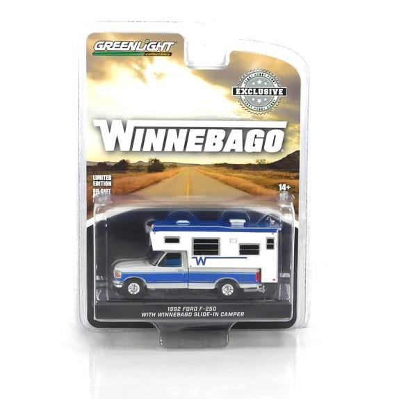 Greenlight Ford F250 1992 Greenlight platn largo con extensin Winneb