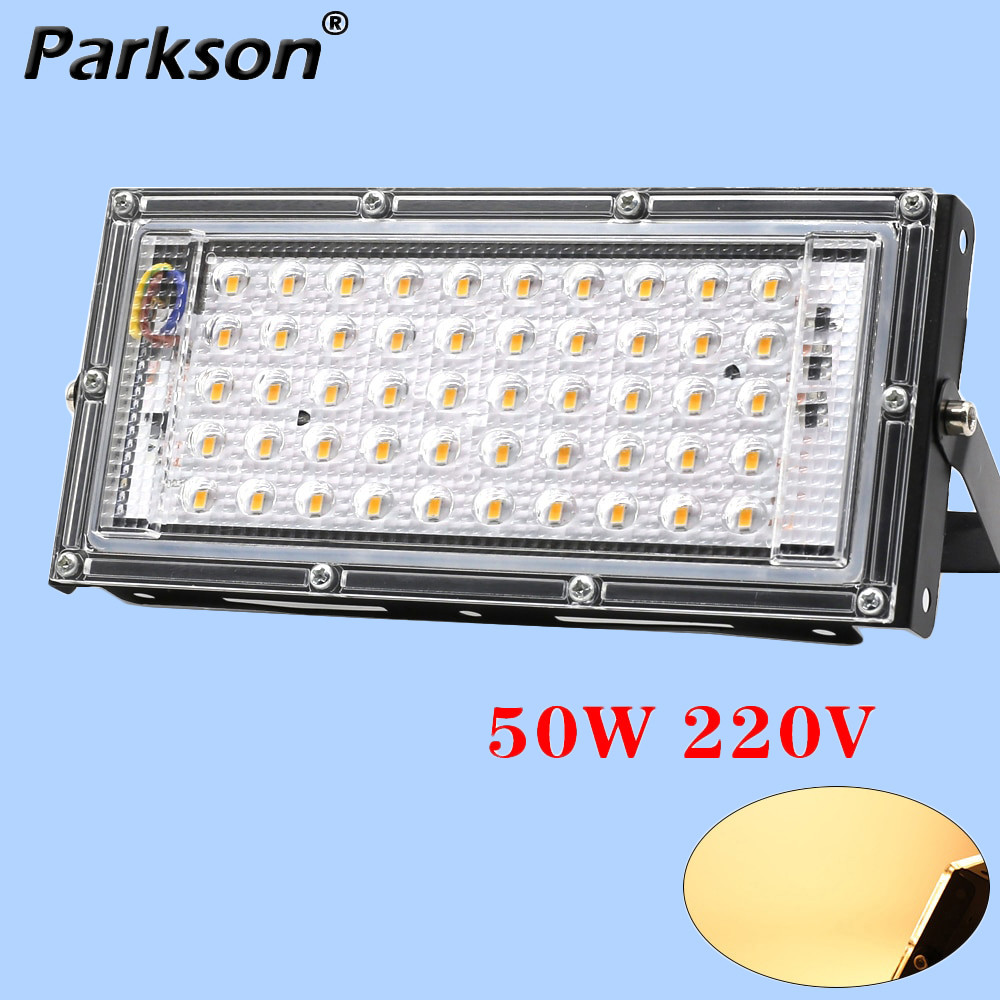 Lampu Sorot Taman/Lapangan Voli/Badminton Flood Light 4500 Lumens 50W