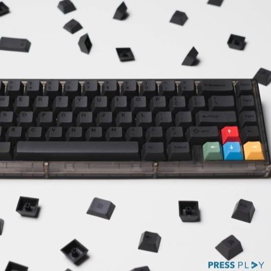 BLACKOUT PBT Dye Sub Keycaps Keycap Set