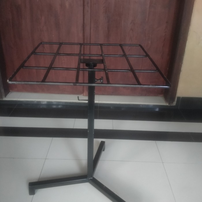

meja cat spray/meja putar