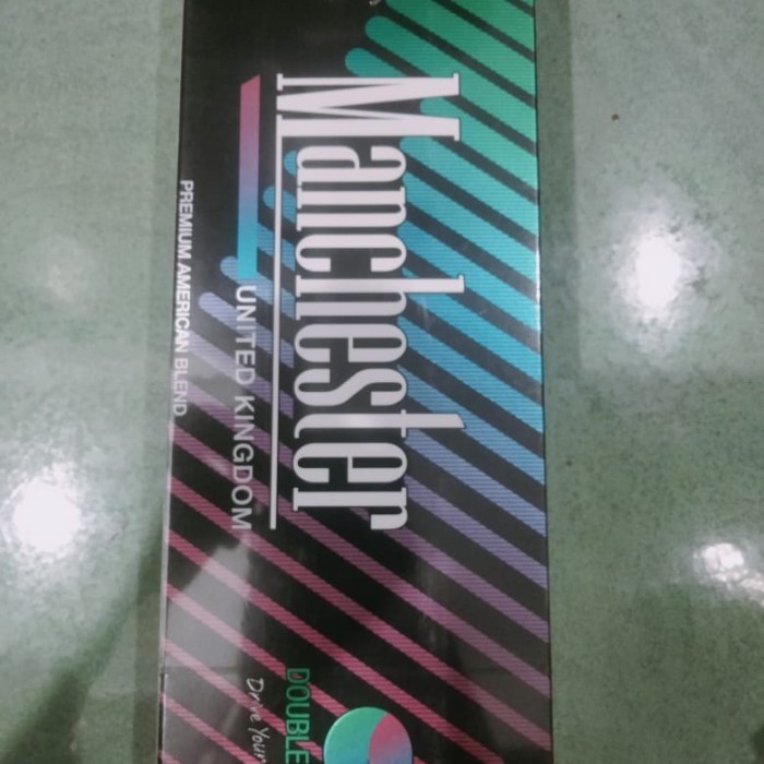 

kotak pulpen logo MANCSTER_D, DRIVE*