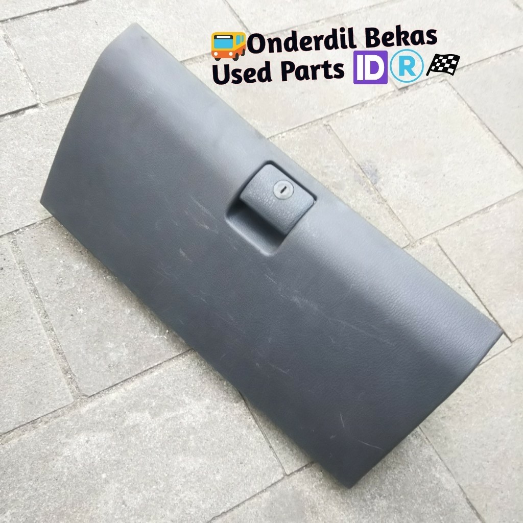 laci glove box dashboard hyundai Elantra 1996