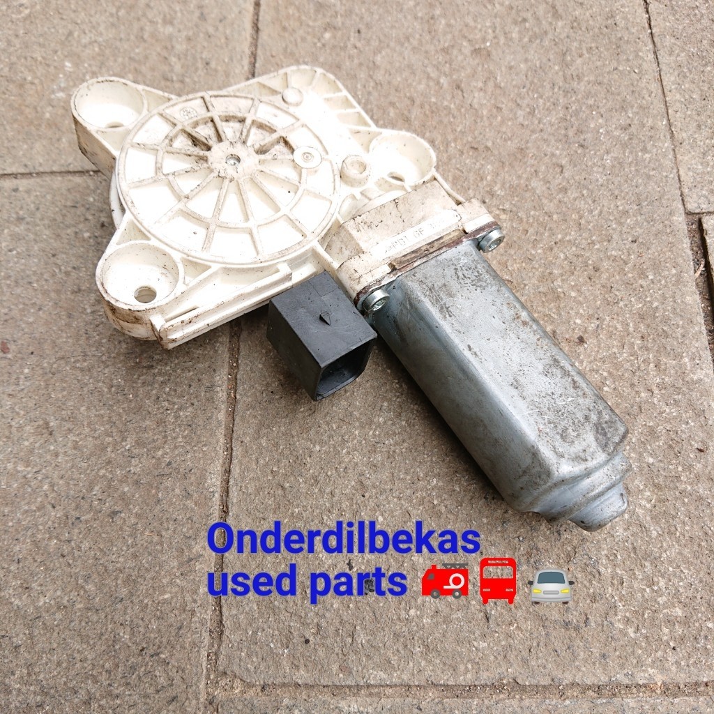 dinamo motor power window kanan belakang RR Mercedes Benz mercy w211 E class 2005