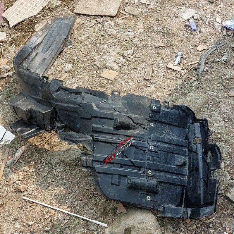 Liner Fender Avanza Veloz 2016-2017 Kiri