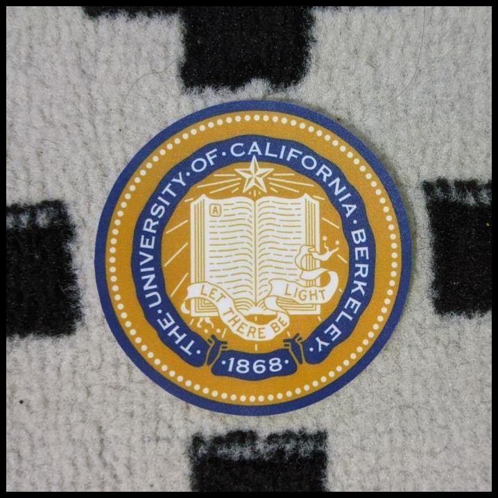 

DISKON STICKER KAMPUS UNIVERSITY OF CALIFORNIA BERKELEY 1868 ROUNDED !!!!!!