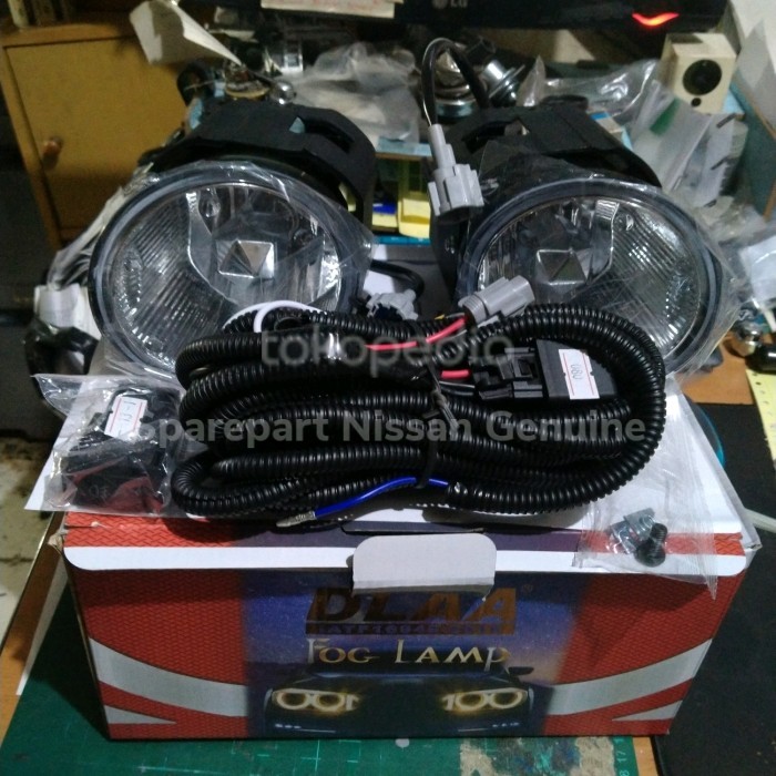 fog lamp nissan frontier 2002 xtrail t30 2002-2005 sepasang