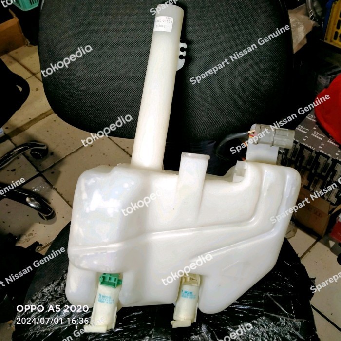 Xtrail T30 Tabung Air Wiper Tank Washer 100% ORIGINAL NISSAN