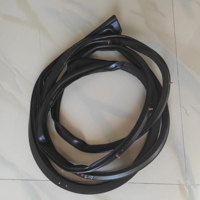 ] Karet balon pintu mobil Avanza/Xenia lama 2010