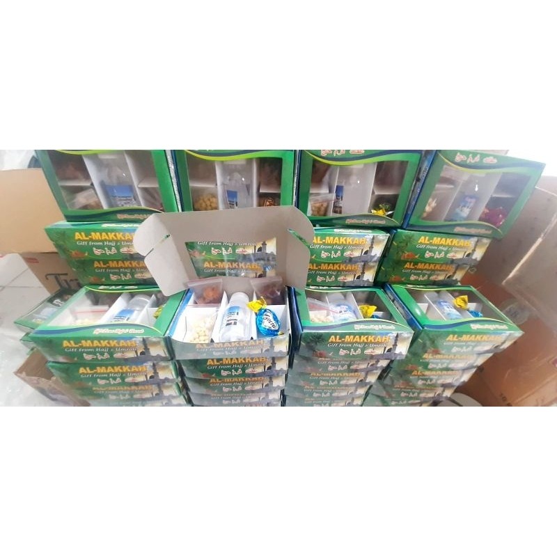 

Oleh Oleh Haji dan Umroh Paket 50 pcs Paketan Oleh Oleh Haji dan Umroh Hemat Ekonomis