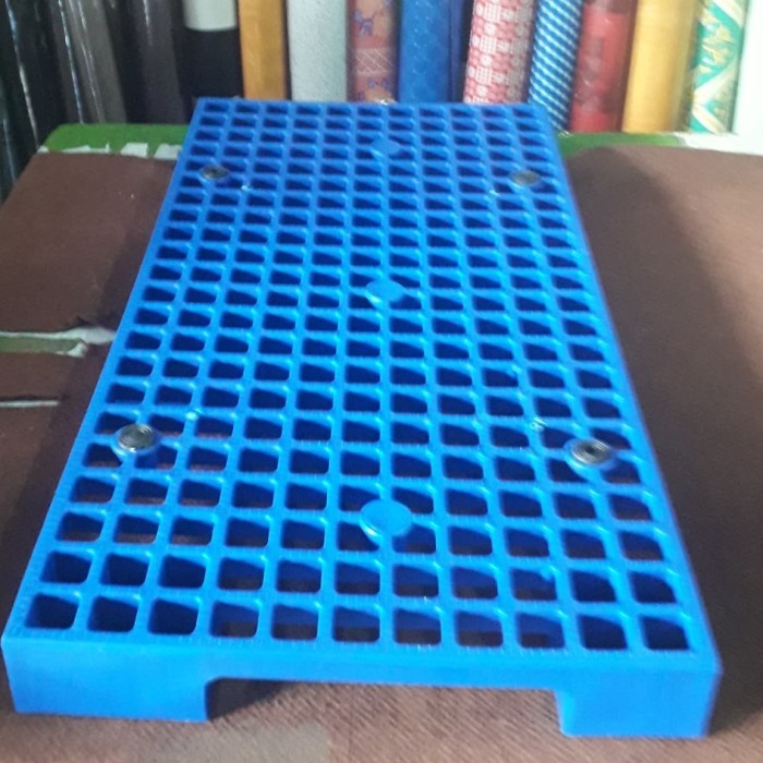 

PALET PLASTIK RABBIT NPK 1005 s