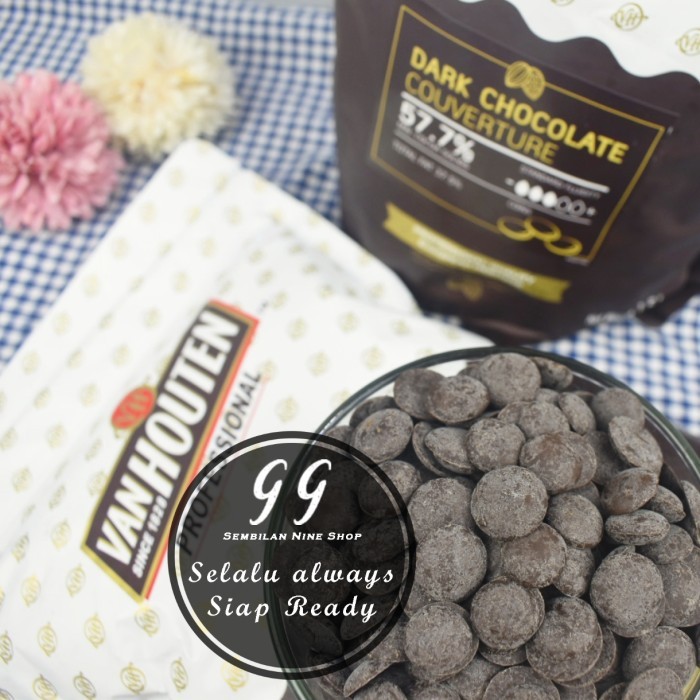 

Van Houten 250 Gram 57.7% Dark Chocolate COUVERTURE Cokelat Coklat Coin Koin