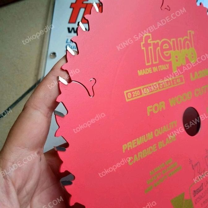 Circular Saw Freud 10"mata 40Akb(250x2.2/1.6x25.4z=40 akb)LA20M-002