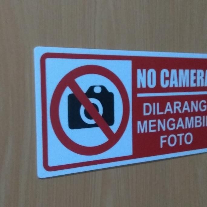 

Kertas Seni Sign " NO CAMERA" Dilarang Mengambil Foto Sign Board Akrilik ORIGINAL BEST QUALITY