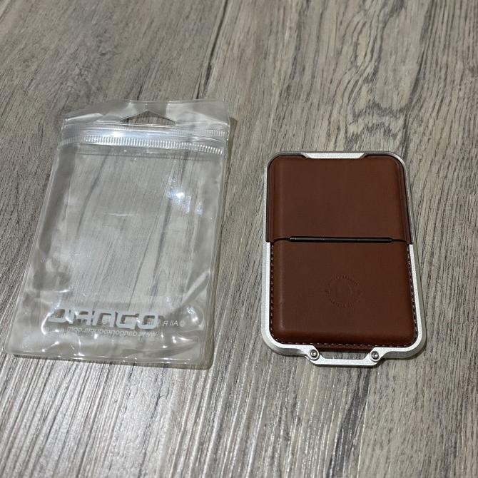 Dango mag safe wallet iphone