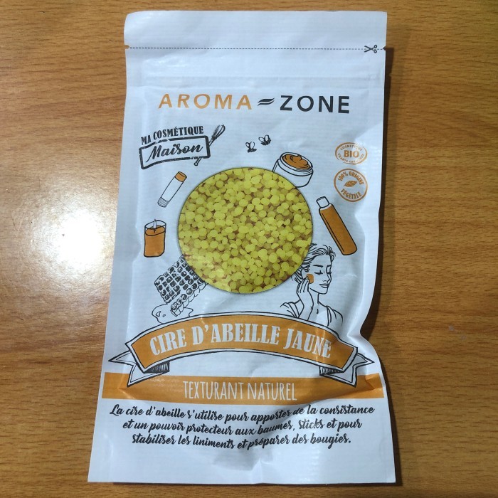 Organic Yellow Beeswax Pastilles . Aroma~zone. 100 gram