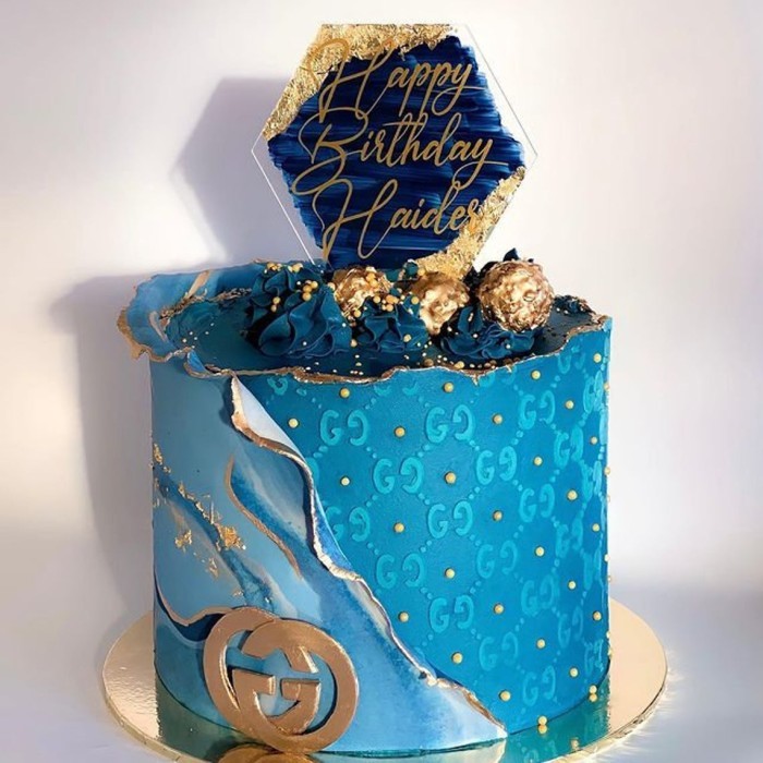 

Cake Stencil Gucci