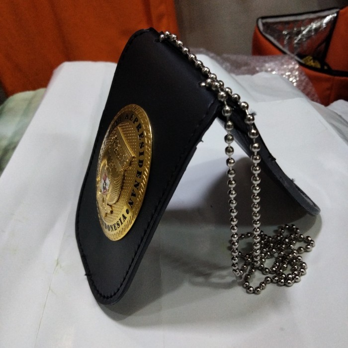 

Kalung Lencana Name Tag Id Card Holder Istana Terbaru Original