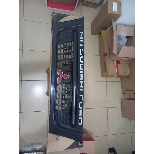GRILL GRILLE RAM RAMBANG DEPAN PS CANTER COLT DIESEL 110 125 (HITAM) *8708