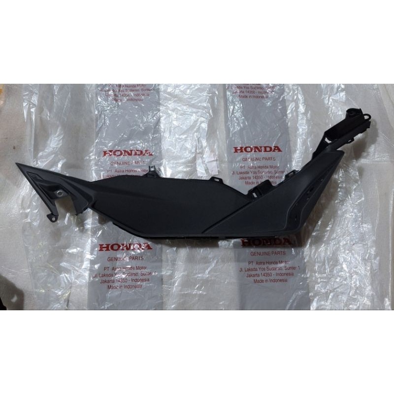 step R floor pijakan kaki kanan pcx 160 original