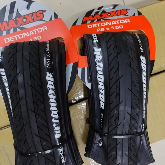 Maxxis 26 x 150 detonator keflar