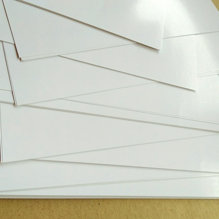 

1 Rim Kertas Art Carton 230 Gsm Uk Plano 79 cm X 109 cm