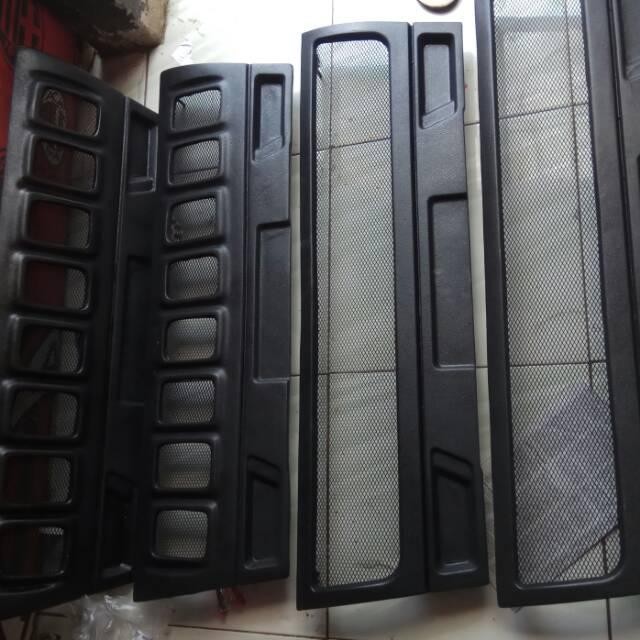 Grill/Ram Depan L300