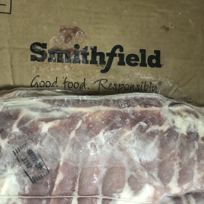

PORK SPARE RIBS (IMPORT) / TULANG MUDA 500GR / IGA PAIKUT BABI