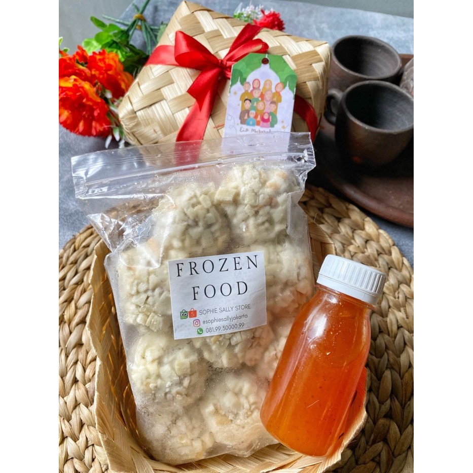 

BESEK PRAWN BALL / PANGSIT GORENG - PAKET IDUL FITRI / HAMPERS LEBARAN